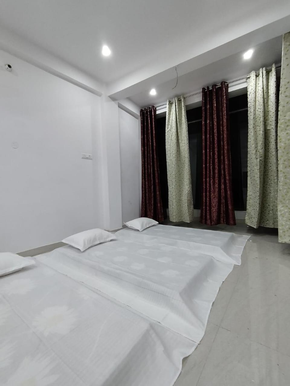 Triveni Sangam Guest House Prayagraj Ngoại thất bức ảnh